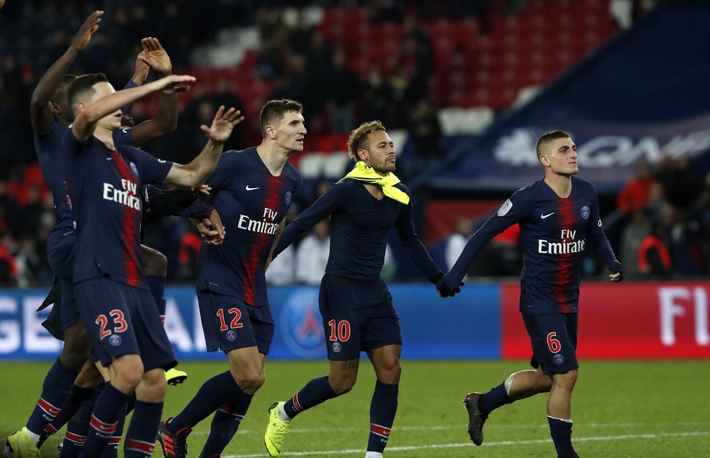 jiuyou-法甲今夜走向成谜，波特兰开拓者更衣室发声，悬念犹存，轮换策略成焦点的简单介绍